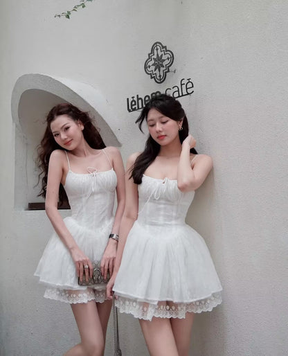 Cute A Line Spaghetti Straps White Lace Formal Homecoming Dresses Short 16th Birthday Outfits Graduation Dress Mini Cocktail Dresses DH2454