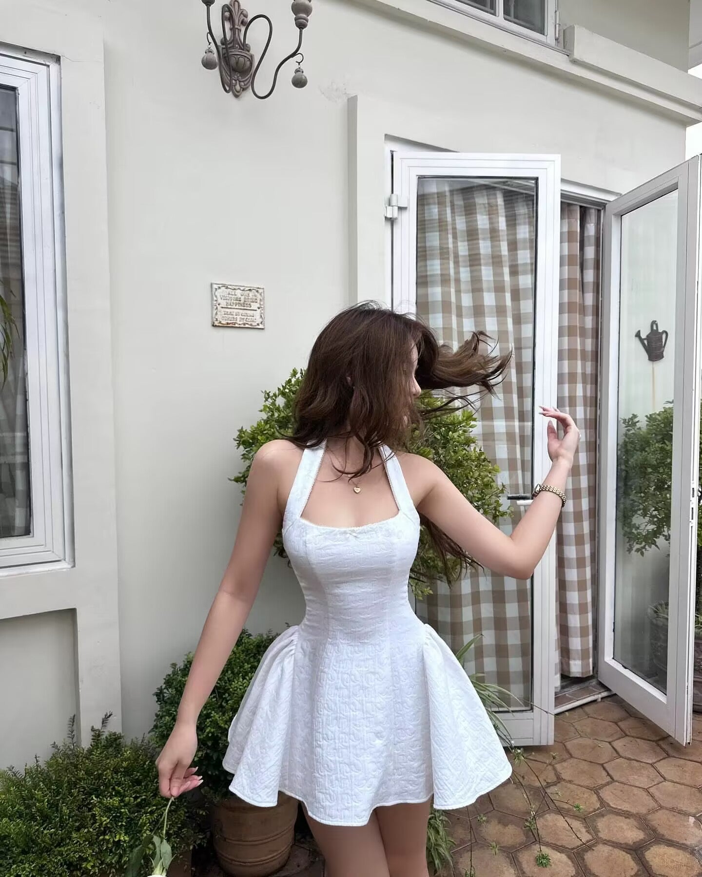 Pretty Ball Gown Halter White Formal Homecoming Dresses 21st Birthday Outfits Graduation Dress Short Mini Cocktail Dresses DH2465