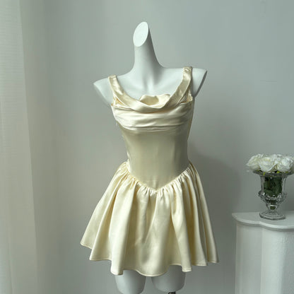 Pretty A line Square Neck Champagne Satin Formal Homecoming Dresses Short 16th Birthday Outfits Graduation Dress Mini Cocktail Dresses DH2466