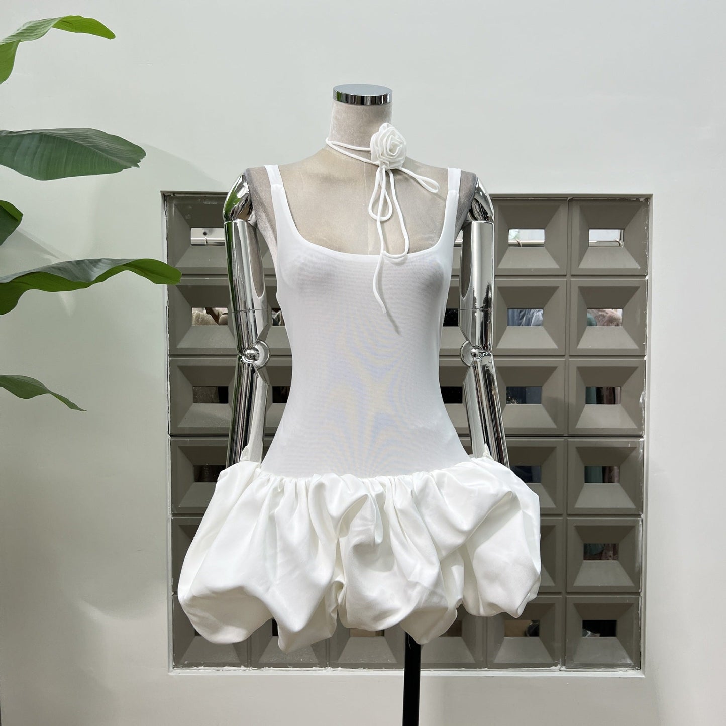 Modest Sheath Square Neck Tight Short White Formal Homecoming Dress Short 18th Birthday Outfits Graduation Dress Cocktail Dresses DH2468