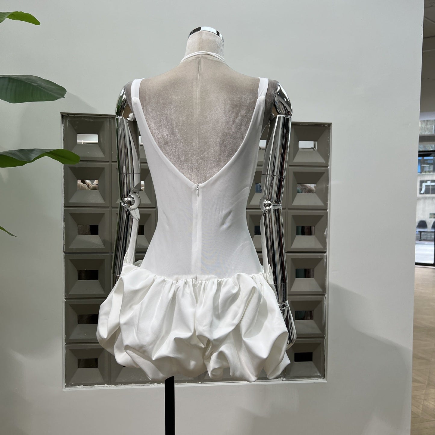 Modest Sheath Square Neck Tight Short White Formal Homecoming Dress Short 18th Birthday Outfits Graduation Dress Cocktail Dresses DH2468