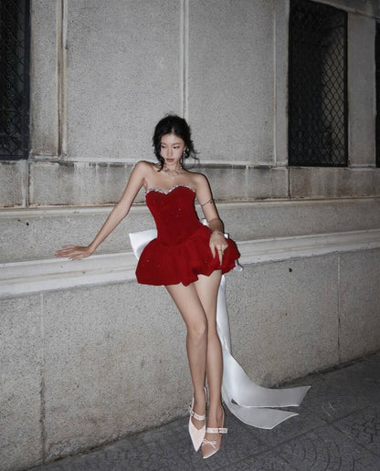 Pretty Ball Gown Sweetheart Red Velvet Formal Homecoming Dresses 21st Birthday Outfits Graduation Dress Short Mini Cocktail Dresses DH2478