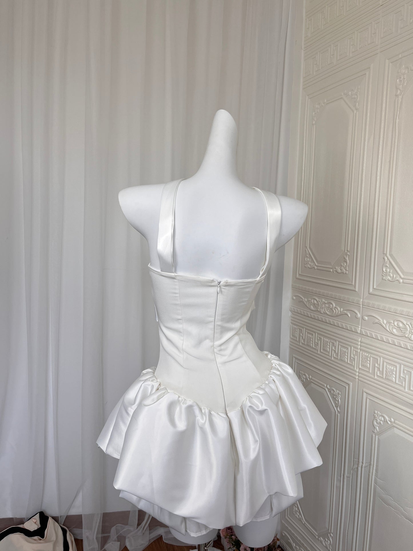 Pretty A Line Strapless White Satin Formal Homecoming Dresses 21st Birthday Outfits Graduation Dress Short Mini Night Cocktail Dresses DH2480