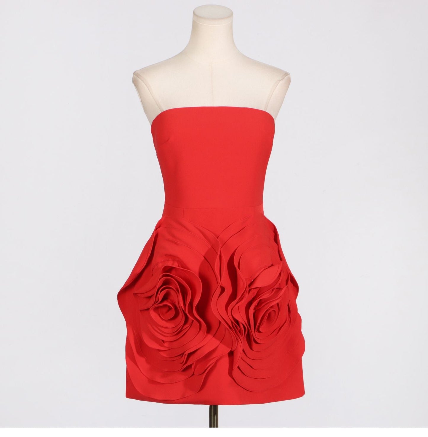 Cute A Line Strapless Red Satin Formal Homecoming Dresses 18th Birthday Outfits Graduation Dress Short Mini Hoco Dresses DH2535