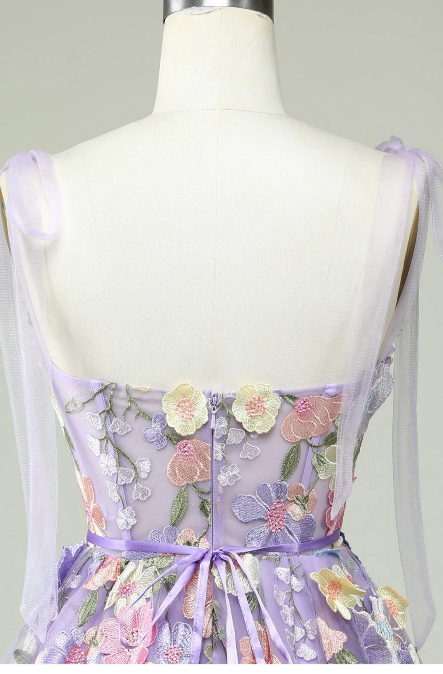 Cute A Line Spaghetti Straps Lilac Tulle Lace Formal Homecoming Dresses 18th Birthday Outfits Graduation Dress Short Mini Hoco Dresses DH2538