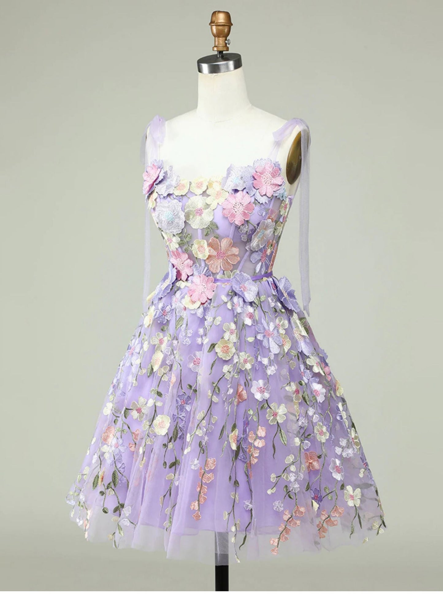 Cute A Line Spaghetti Straps Lilac Tulle Lace Formal Homecoming Dresses 18th Birthday Outfits Graduation Dress Short Mini Hoco Dresses DH2538