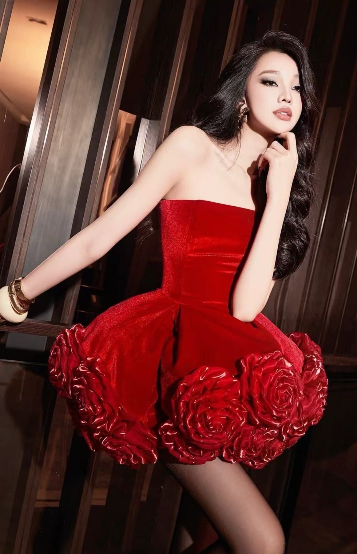 Sexy Ball Gown Strapless Red Satin Formal Homecoming Dresses 18th Birthday Outfits Graduation Dress Short Mini Hoco Dresses DH2544