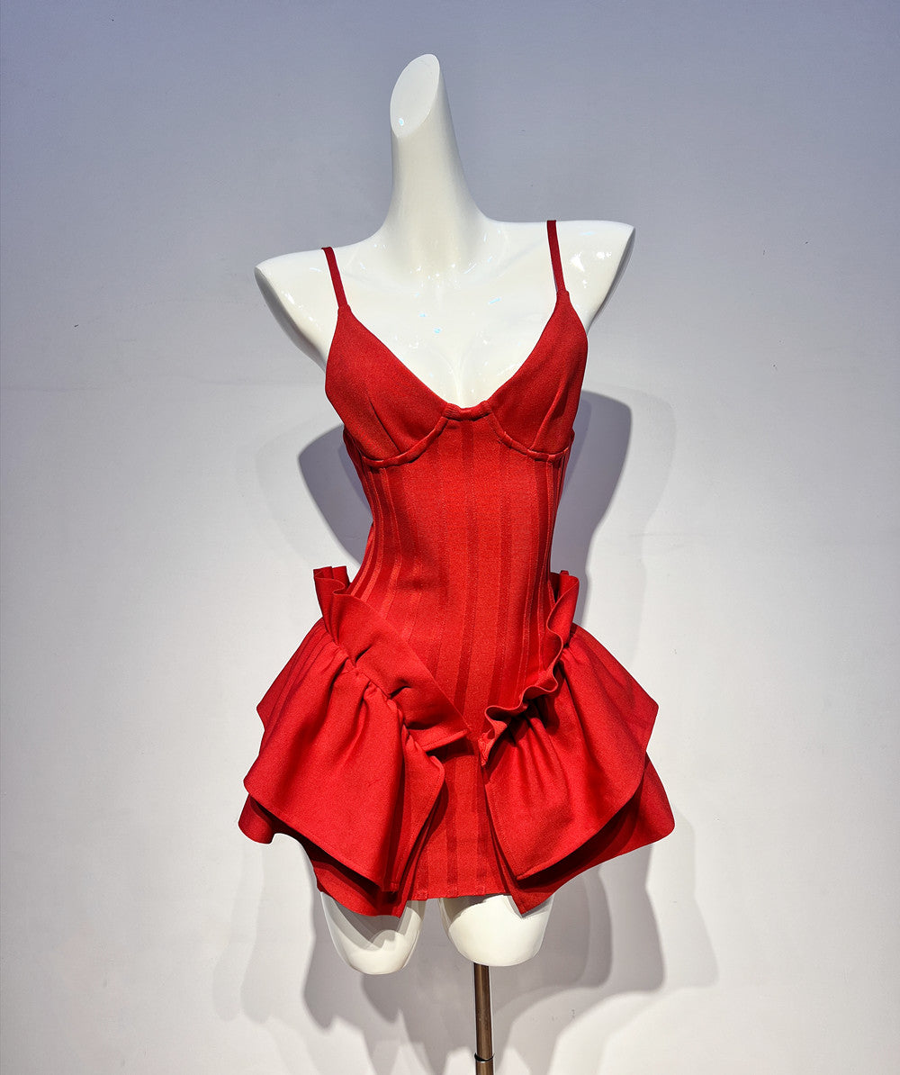 Cute A Line Spaghetti Straps Red Satin Formal Homecoming Dresses 16th Birthday Outfits Graduation Dress Short Mini Hoco Dresses DH2548