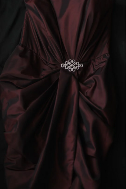 Vintage A line Strapless Burgundy Taffeta Formal Homecoming Dresses 18th Birthday Outfits Graduation Dress Short Mini Hoco Dresses DH2556