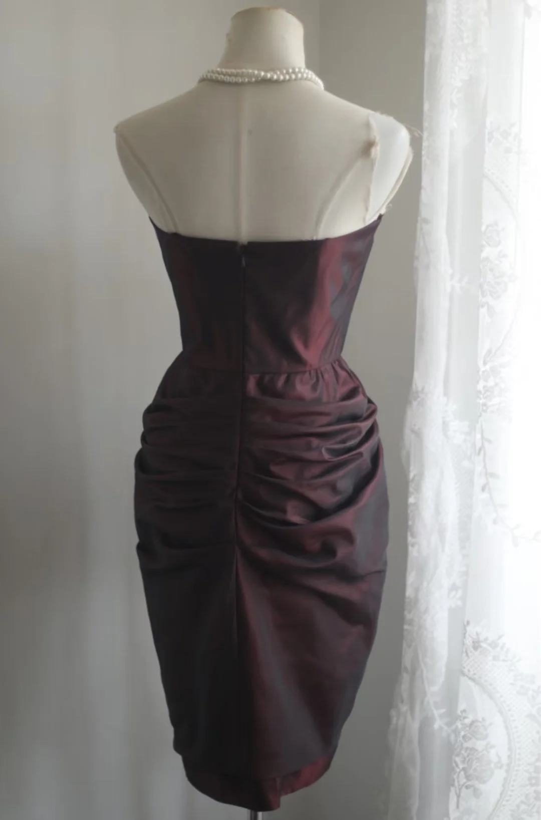 Vintage A line Strapless Burgundy Taffeta Formal Homecoming Dresses 18th Birthday Outfits Graduation Dress Short Mini Hoco Dresses DH2556