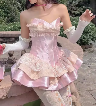 Princess Ball Gown Sweetheart Pink Satin Lace Short Formal 8th Grade Homecoming Dresses Middle School Cocktail Dress Hoco Outfits DH2597