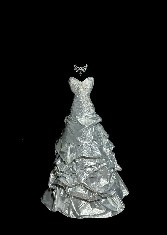 Elegant Ball Gown Sweetheart Silver Satin Long Prom Dresses Party Dress 18th Birthday Outfits Graduation Dresses DH2650