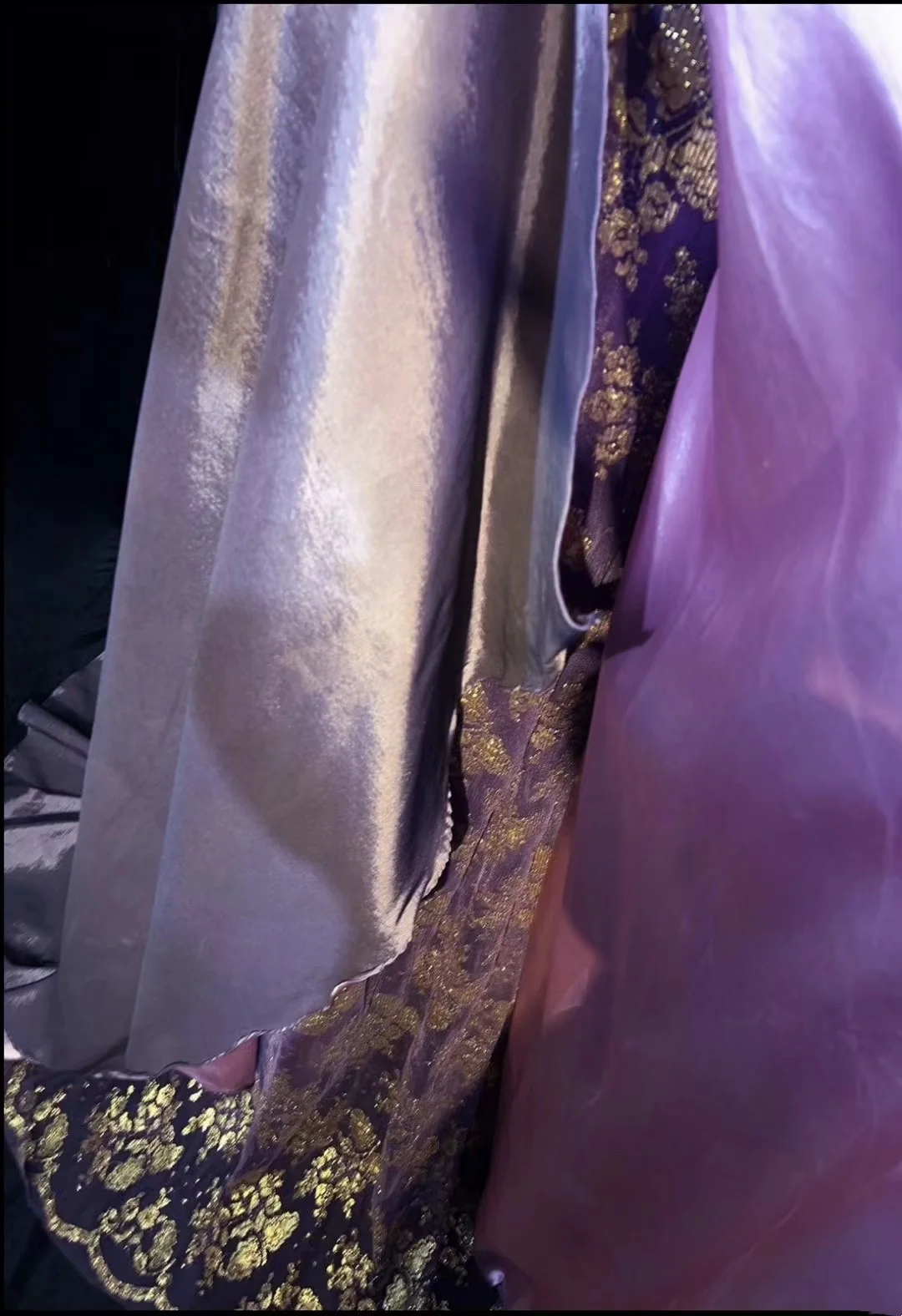 Vintage A Line V Neck Grape Sleeveless Satin Long Prom Dresses Party Dress 18th Birthday Outfits Graduation Dresses DH2652