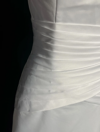 Vintage Bridal Dress A Line V Neck White Beads Satin Long Wedding Dress Retro Wedding Dresses Modest Wedding Gowns DH2653