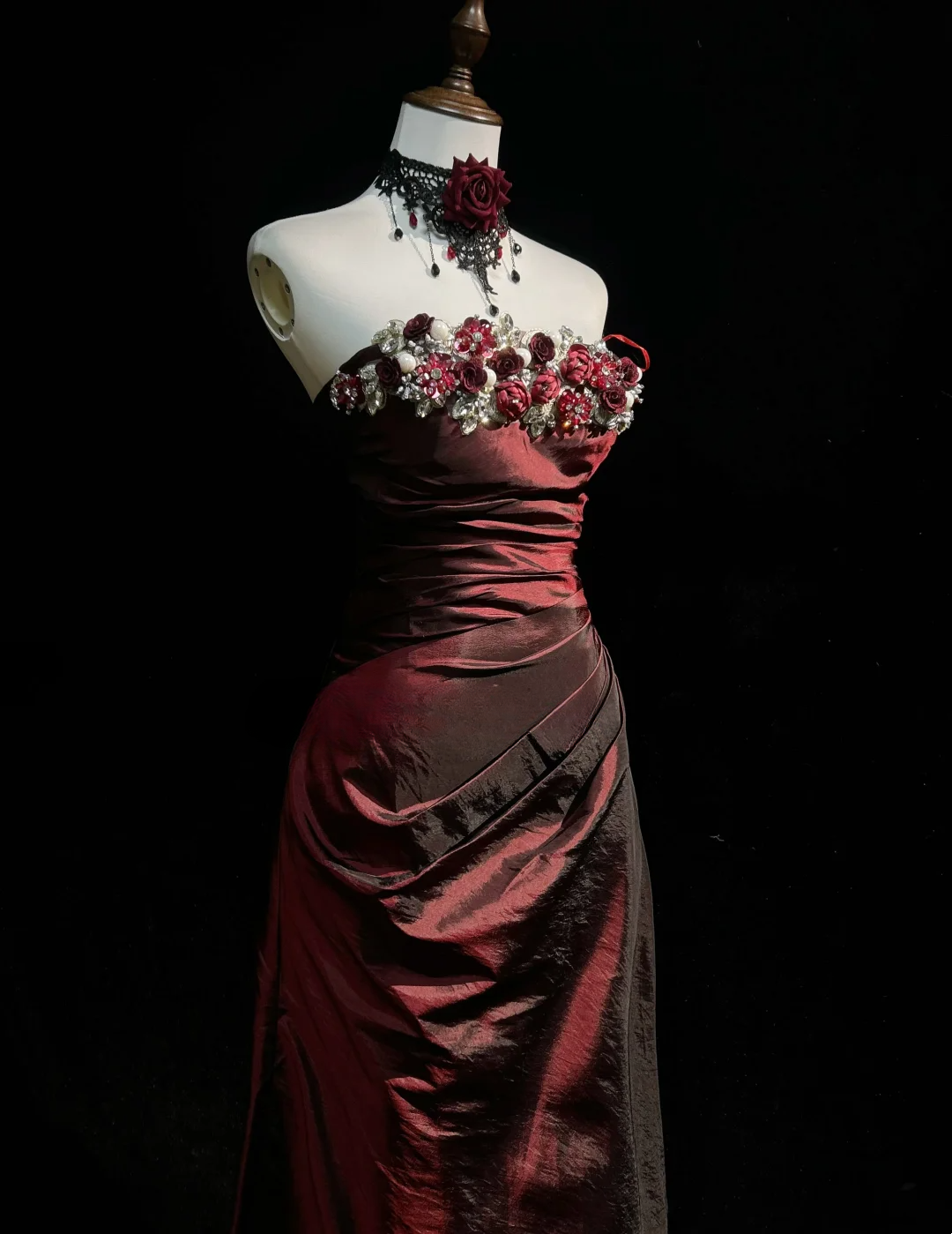 Retro A Line Strapless Burgundy Sleeveless Taffeta Long Flowers Prom Dresses Party Dress 18th Birthday Outfits Graduation Dresses DH2656