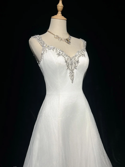 Vintage Bridal Dress Ball Gown Sweetheart White Silver Beads Tulle Long Wedding Dress Retro Wedding Dresses Modest Wedding Gowns DH2657