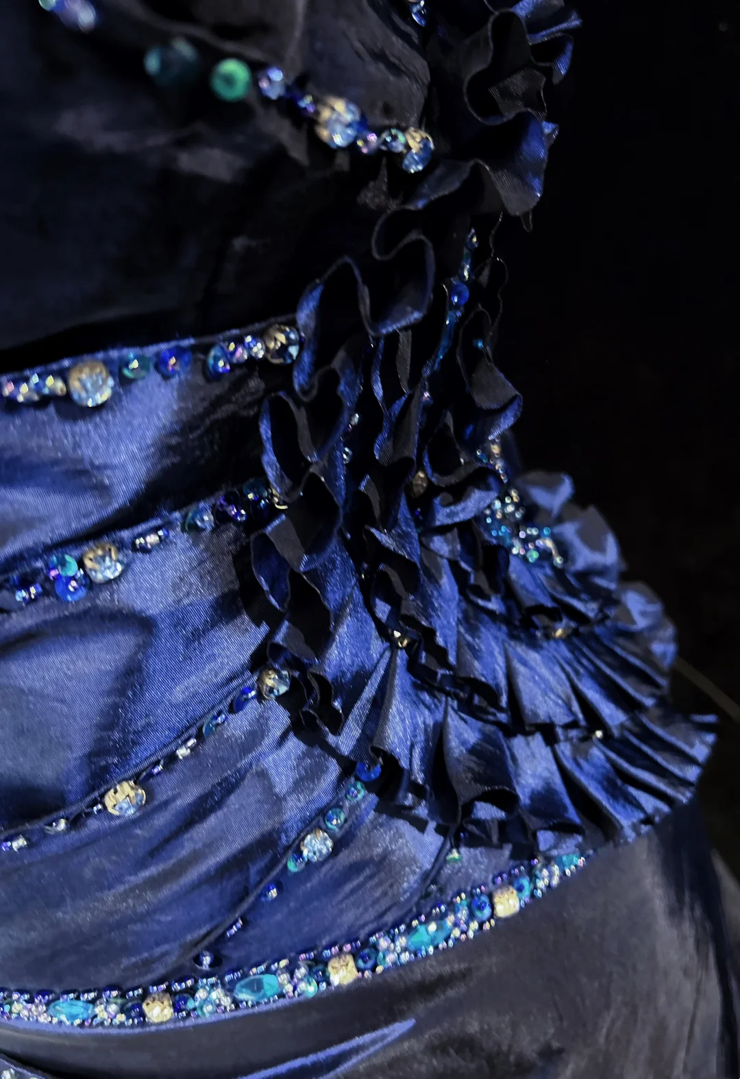 Retro A Line V Neck Navy Blue Short Sleeves With Silver Beads Long Flowers Prom Dresses Party Dress 21st Birthday Outfits Graduation Dresses DH2660