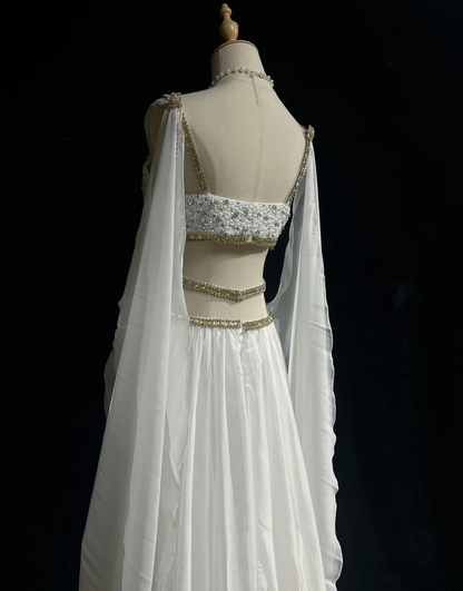 Retro A Line V Neck White Chiffon With Silver Gold Beads Long Flowers Prom Dresses Party Dress 21st Birthday Outfits Prom Gowns DH2662