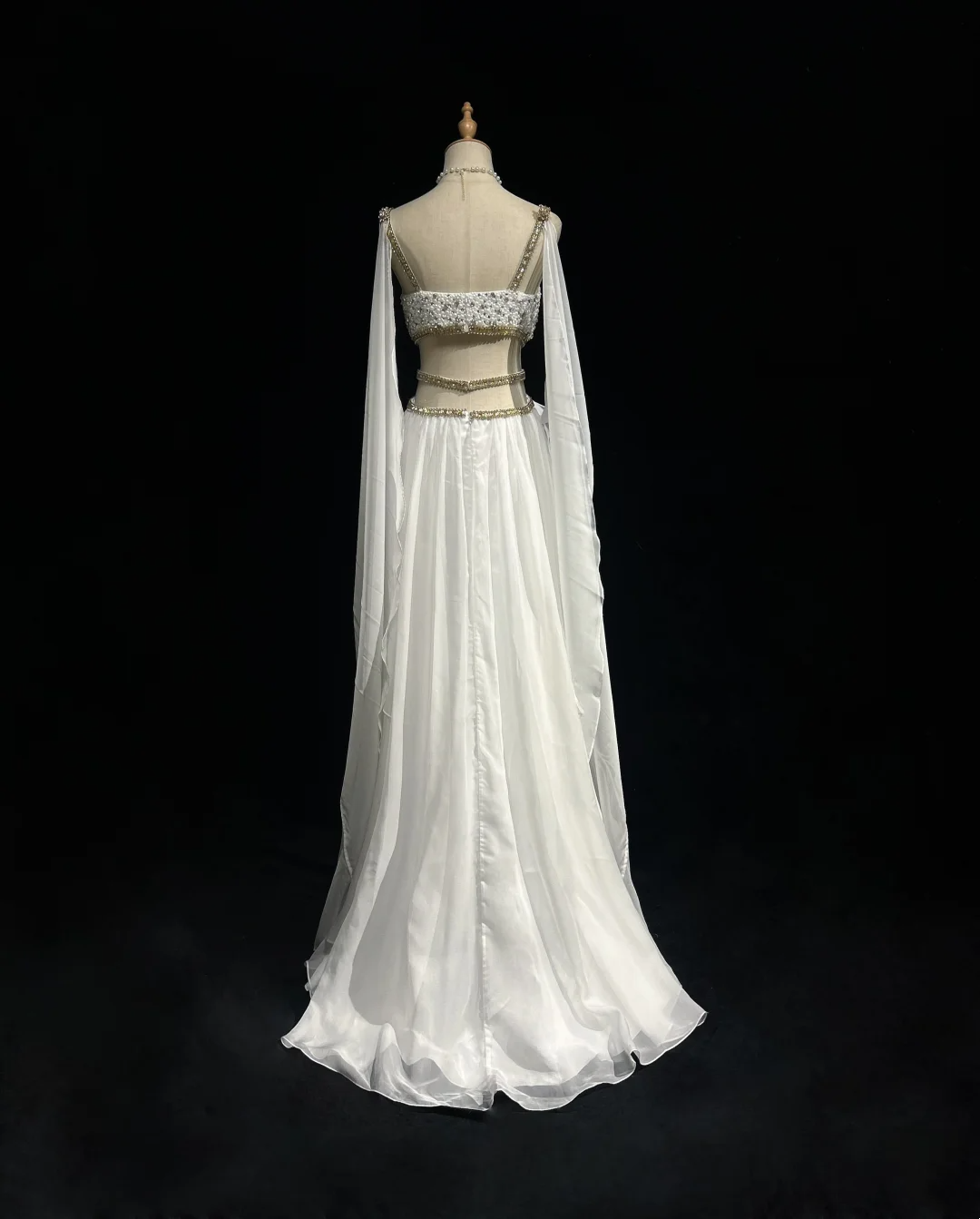 Retro A Line V Neck White Chiffon With Silver Gold Beads Long Flowers Prom Dresses Party Dress 21st Birthday Outfits Prom Gowns DH2662