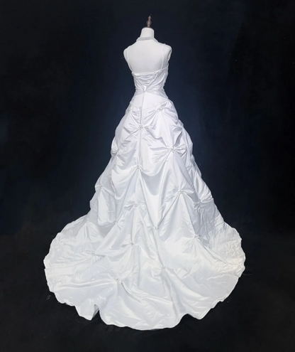 Vintage Bridal Dress Ball Gown Spaghetti Straps Taffeta White Long Wedding Dress Retro Wedding Dresses Modest Wedding Gowns DH2672