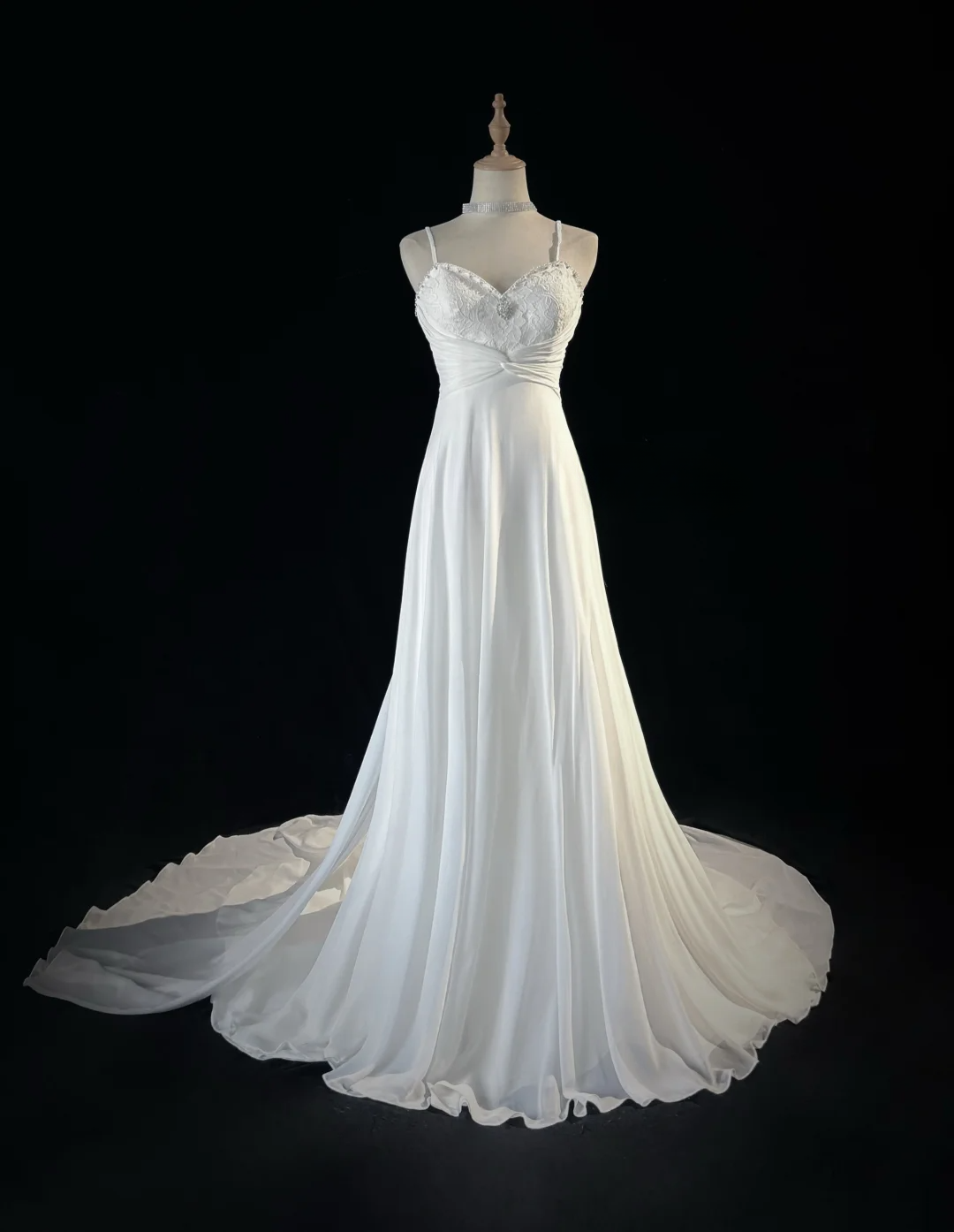 Vintage Bridal Dress A Line Spaghetti Straps Chiffon White Long Wedding Dress Retro Wedding Dresses Modest Wedding Gowns DH2675