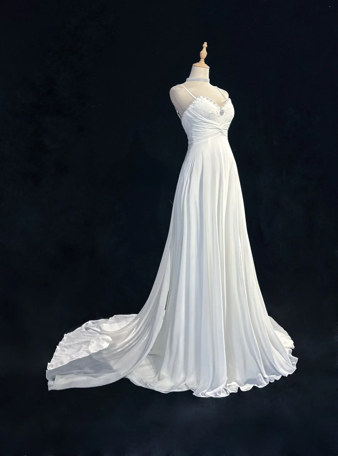 Vintage Bridal Dress A Line Spaghetti Straps Chiffon White Long Wedding Dress Retro Wedding Dresses Modest Wedding Gowns DH2675