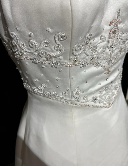 Vintage Bridal Dress A line Strapless Satin White Long Wedding Dress Retro Wedding Dresses Modest Wedding Gowns DH2677