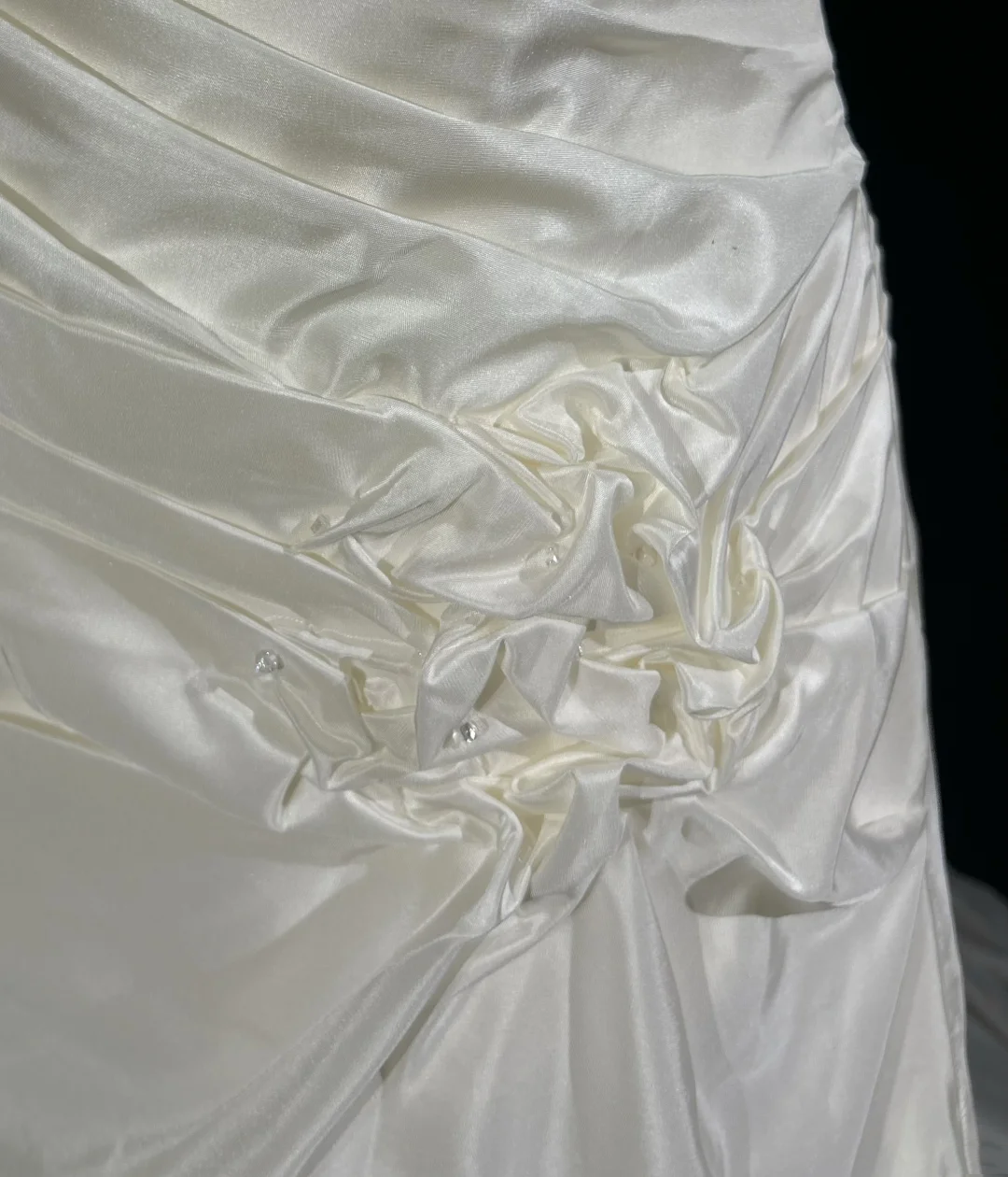 Vintage Bridal Dress Ball Gown Strapless Satin Ivory Long Wedding Dress Retro Wedding Dresses Modest Wedding Gowns DH2680