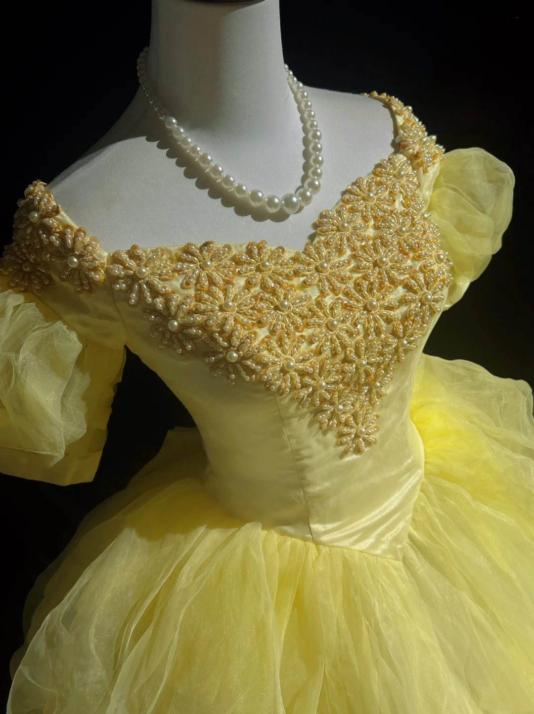 Pretty Ball Gown Square Neck Yellow Tulle Long Floral Quinceanera Dress Formal Gowns Sweet 17 Dresses Vestido De 15 Anos Sweet 16 Dress DH2683