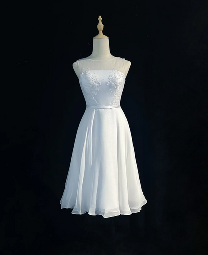 Vintage Bridal Dress A line Scoop Neck Chiffon Beads White Short Second Wedding Dress Retro Wedding Dresses Modest Wedding Gowns DH2685