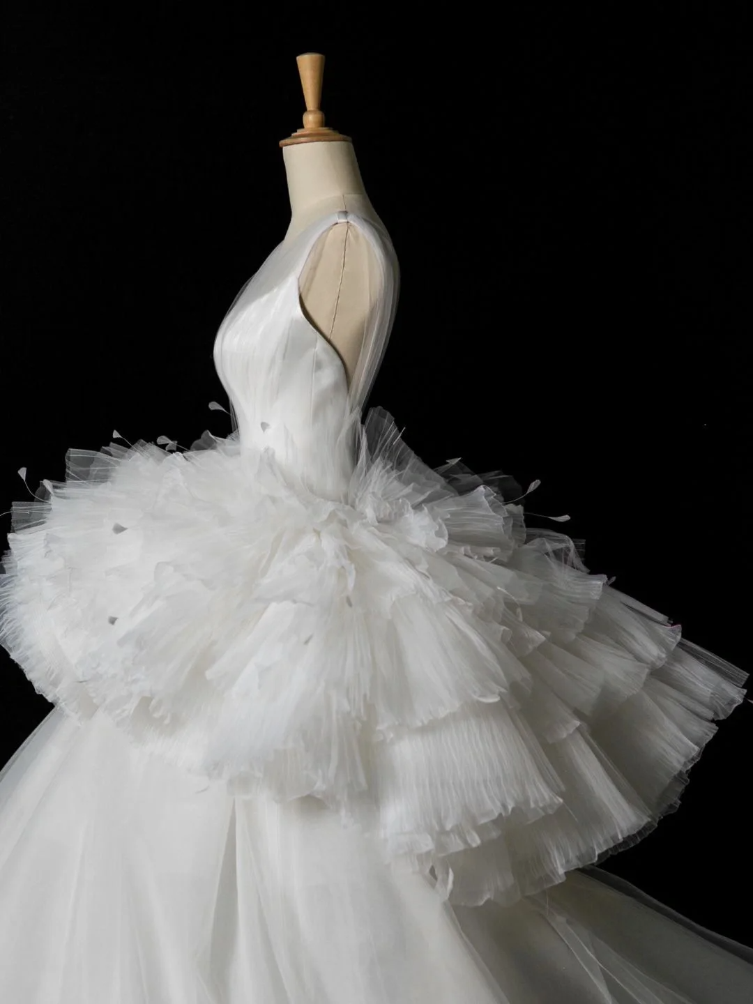 Elegant Wedding Dress Ball Gown V Neck White Tulle Summer Long Wedding Dresses Bride Dress Bridal Gowns DH348