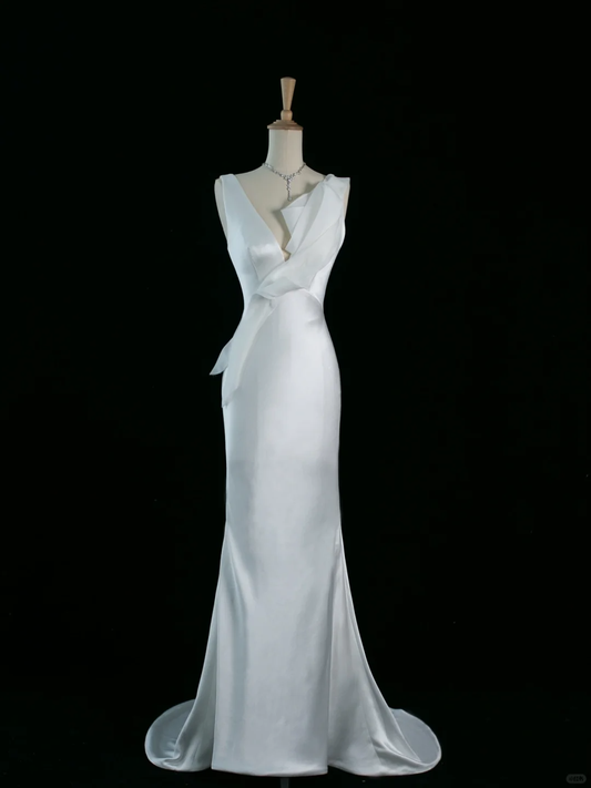 Pretty Wedding Dress Mermaid V Neck White Satin Long Vintage Wedding Dresses Bridal Gowns Brides Gown DH352