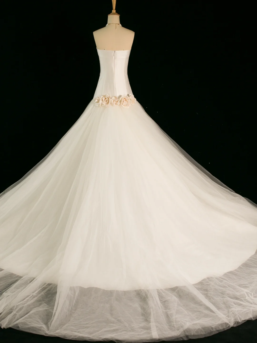 Pretty Wedding Dress Mermaid Strapless Ivory Sleeveless Satin Long Vintage Wedding Dresses Bridal Gowns Brides Gown DH355