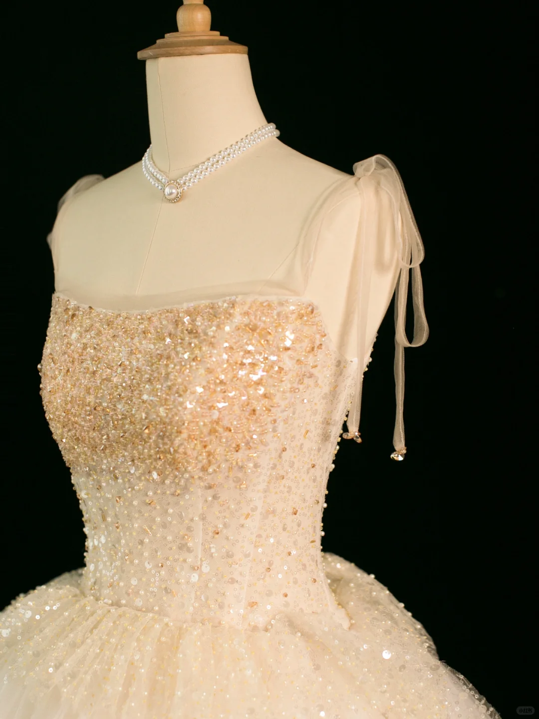 Elegant Wedding Dress Ball Gown Straps Sleeveless Ivory Tulle Summer Long Wedding Dresses Bride Dress Bridal Gowns DH356