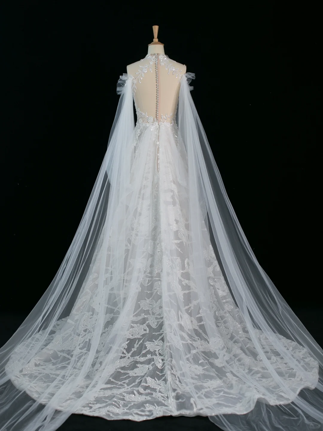 Pretty Wedding Dress A line Scoop Neck Long Sleeves Tulle Lace Vintage Wedding Dresses Bridal Gowns Brides Gown DH366