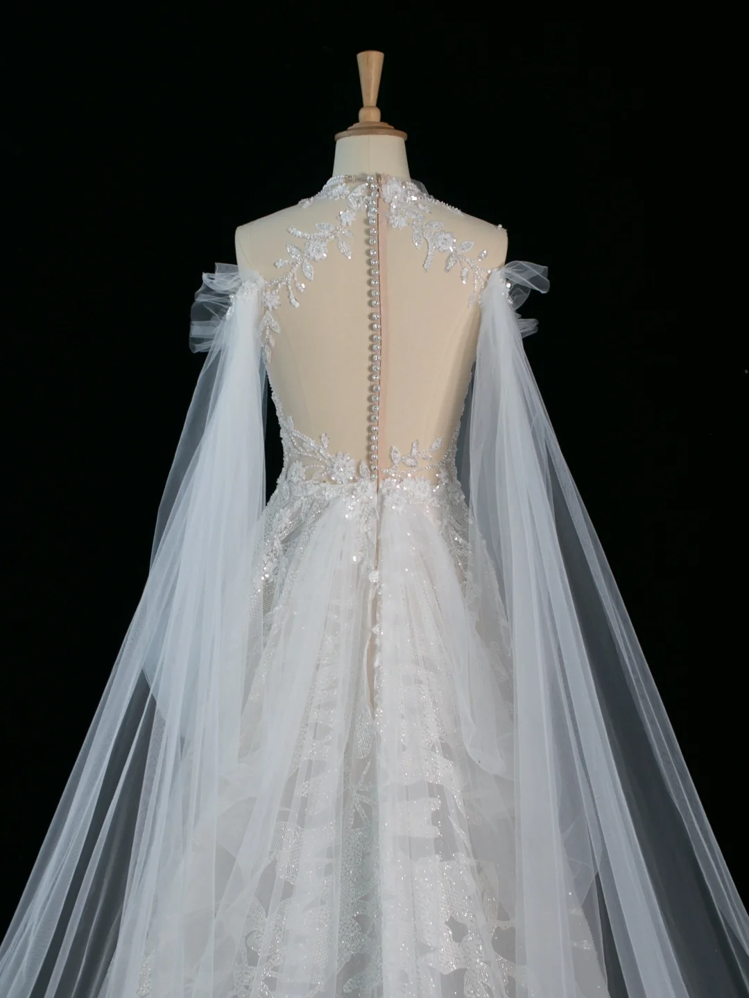 Pretty Wedding Dress A line Scoop Neck Long Sleeves Tulle Lace Vintage Wedding Dresses Bridal Gowns Brides Gown DH366