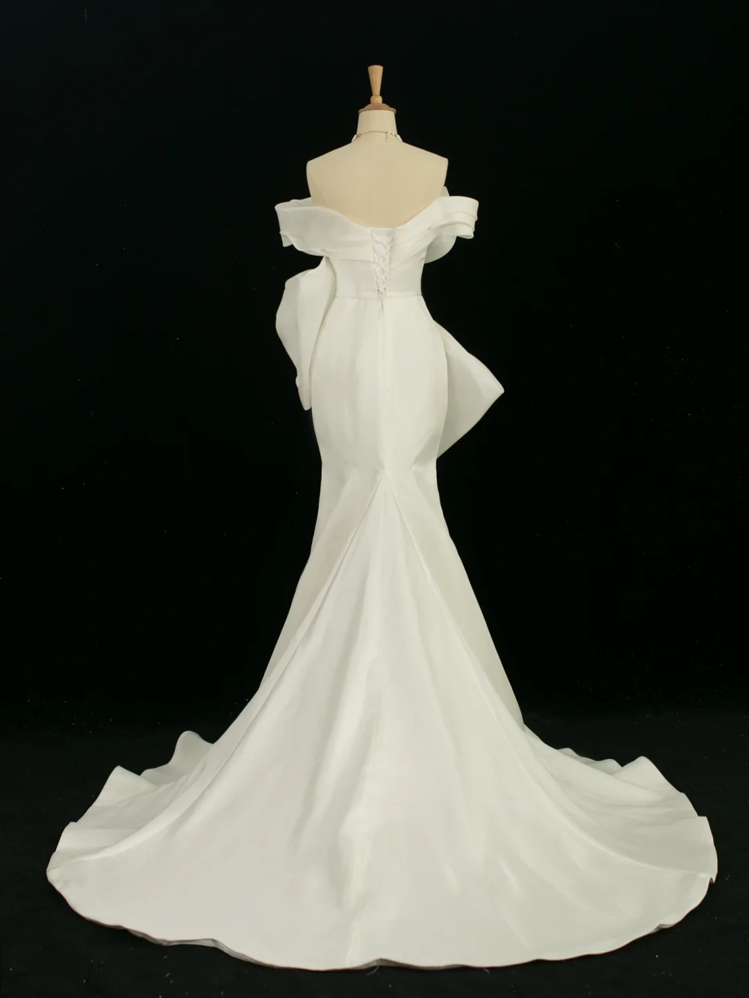 Pretty Wedding Dress Mermaid Off The Shoulder Short Sleeves Satin Long Vintage Wedding Dresses Bridal Gowns Brides Gown DH368