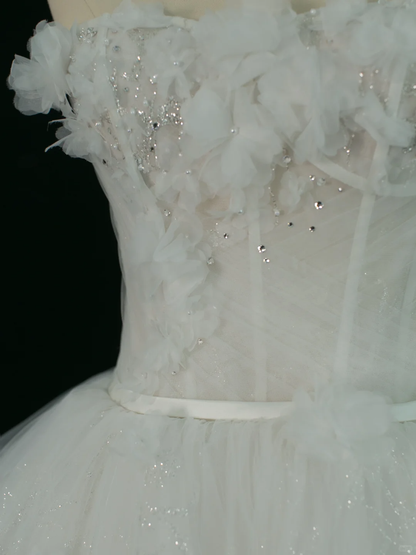 Pretty Wedding Dress Ball Gown Strapless White Sleeveless Tulle Long Vintage Wedding Dresses Bridal Gowns Brides Gown DH375