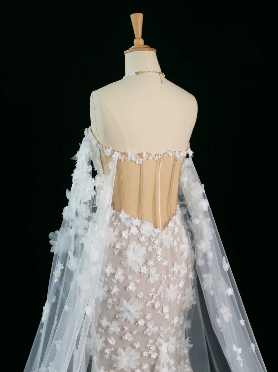 Pretty Wedding Dress Mermaid Off The Shoulder White Long Sleeves Lace Long Vintage Wedding Dresses Bridal Gowns Brides Gown DH383