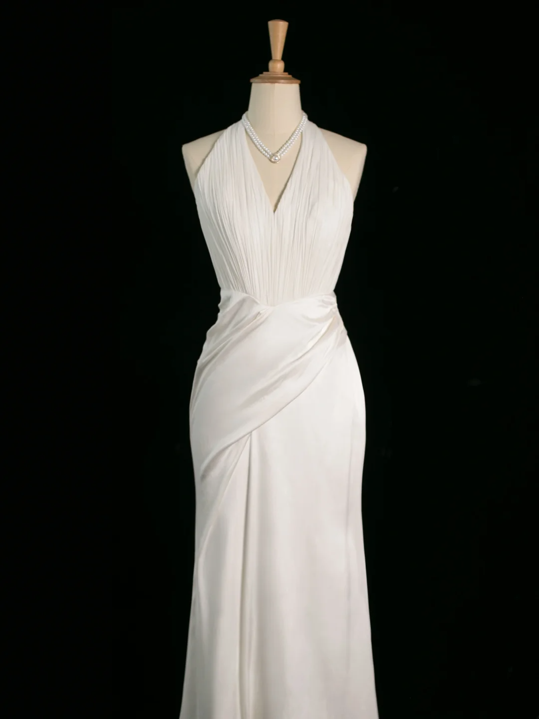 Chic Wedding Dress Mermaid Halter White Chiffon Sleeveless Long Vintage Wedding Dresses Bridal Gowns Brides Gown DH398