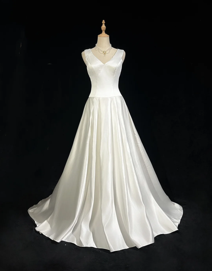 Vintage Wedding Dress A line V Neck White Satin Sleeveless Long Vintage Wedding Dresses Bridal Gowns Brides Gown DH401