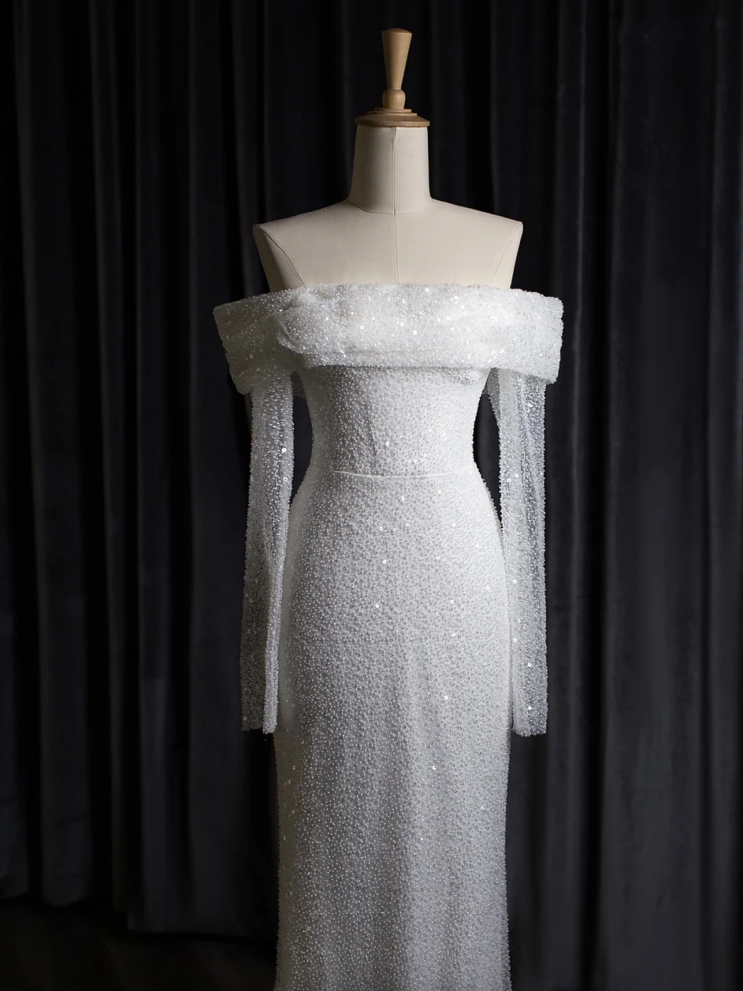 Vintage Wedding Dress Mermaid Off The Shoulder White Long Sleeves Sequin Long Wedding Dresses Bridal Gowns Brides Gown DH403