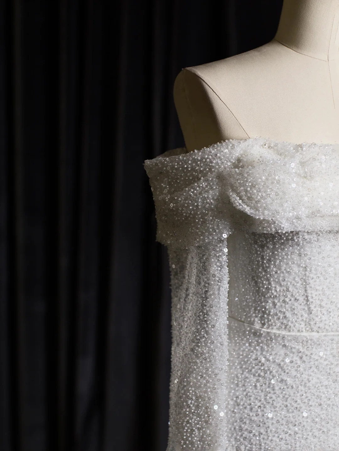 Vintage Wedding Dress Mermaid Off The Shoulder White Long Sleeves Sequin Long Wedding Dresses Bridal Gowns Brides Gown DH403