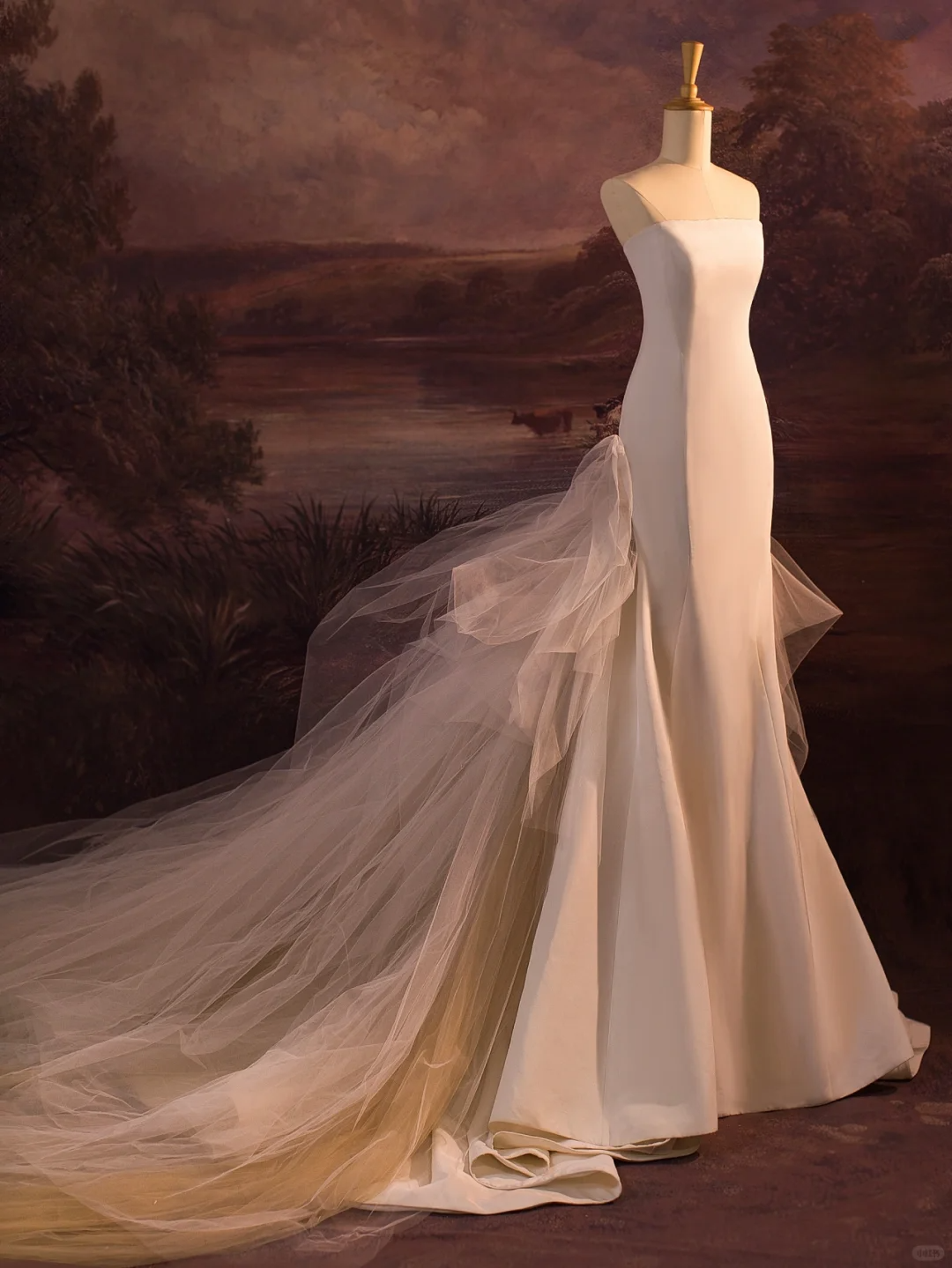 Pretty Wedding Dress Mermaid Strapless Layers Ruffles White Tulle Long Wedding Dresses Bridal Gowns Brides Gown DH409