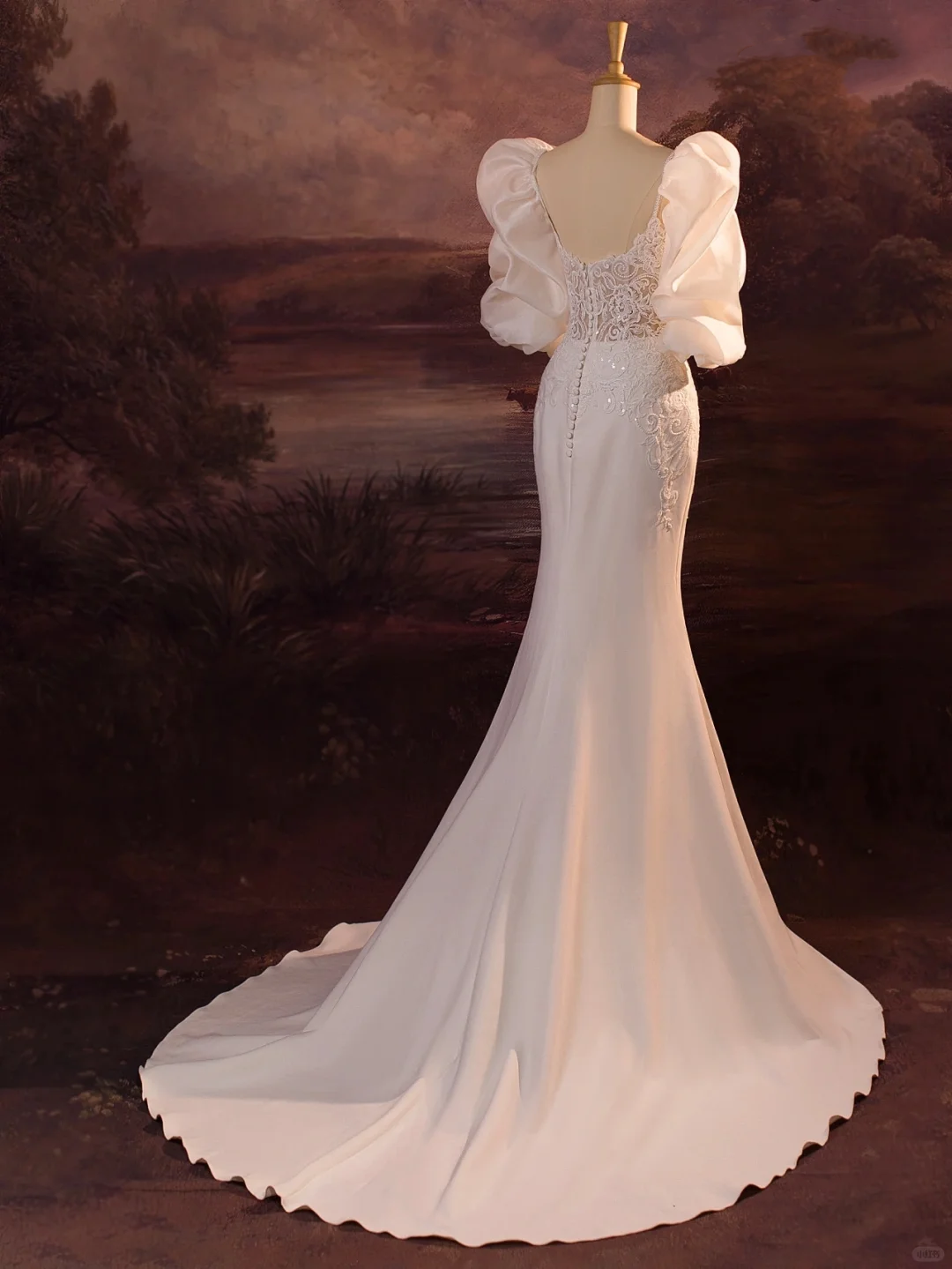 Pretty Wedding Dress Mermaid Spaghetti Straps Lace White Satin Long Wedding Dresses Bridal Gowns Brides Gown DH411