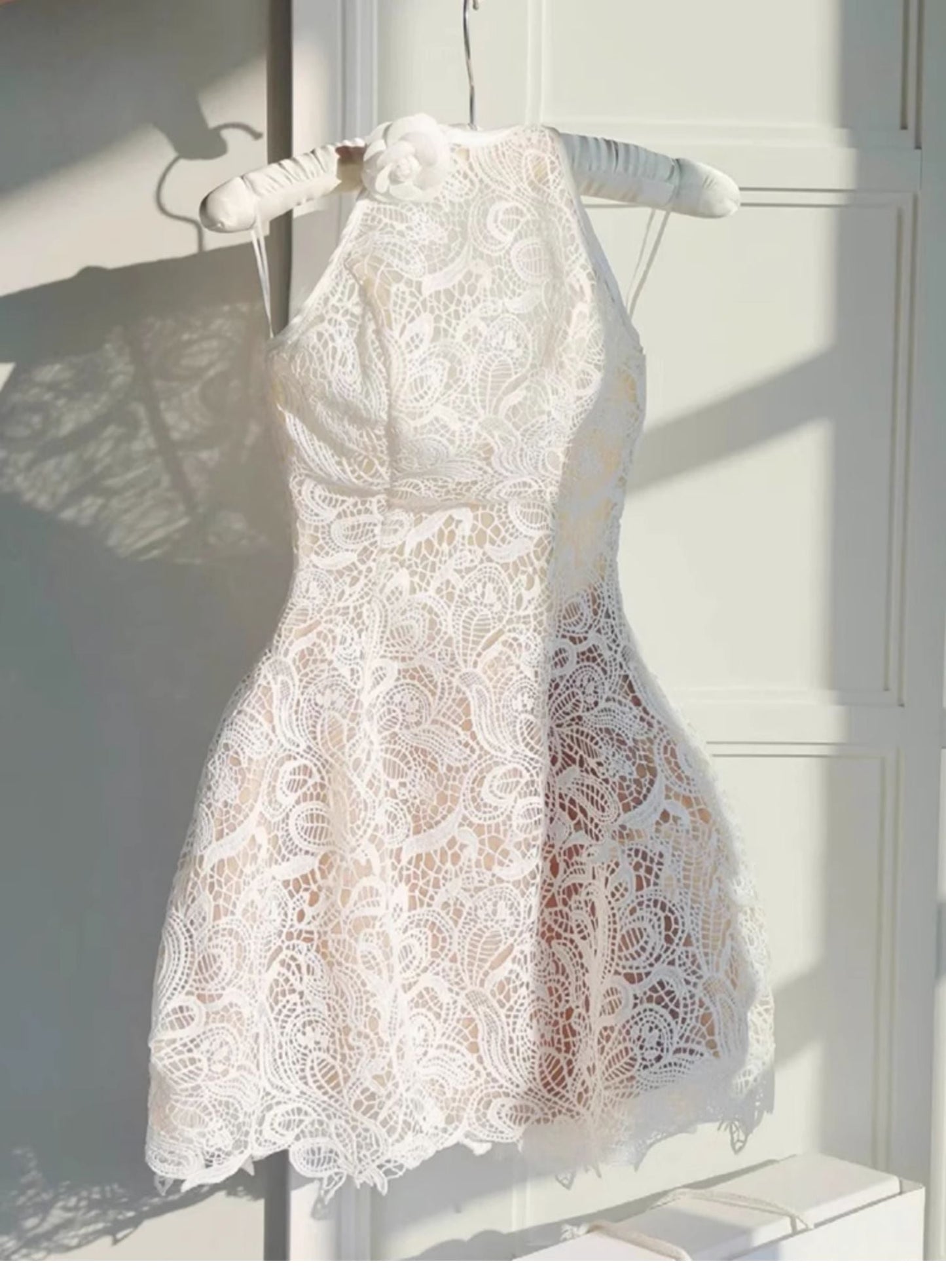 Pretty A Line High Neck White Lace Short Summer Homecoming Dress Hoco Dress Birthday Outfit 21st Birthday Mini Party Dresses DH417