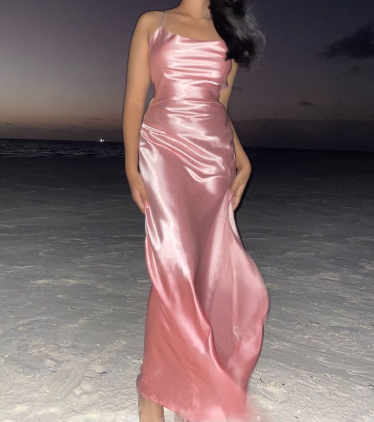 Elegant A line Halter Pink Satin Long Prom Dresses Party Dress Summer 20th Birthday Outfits 18th Birthday Dresses DH472