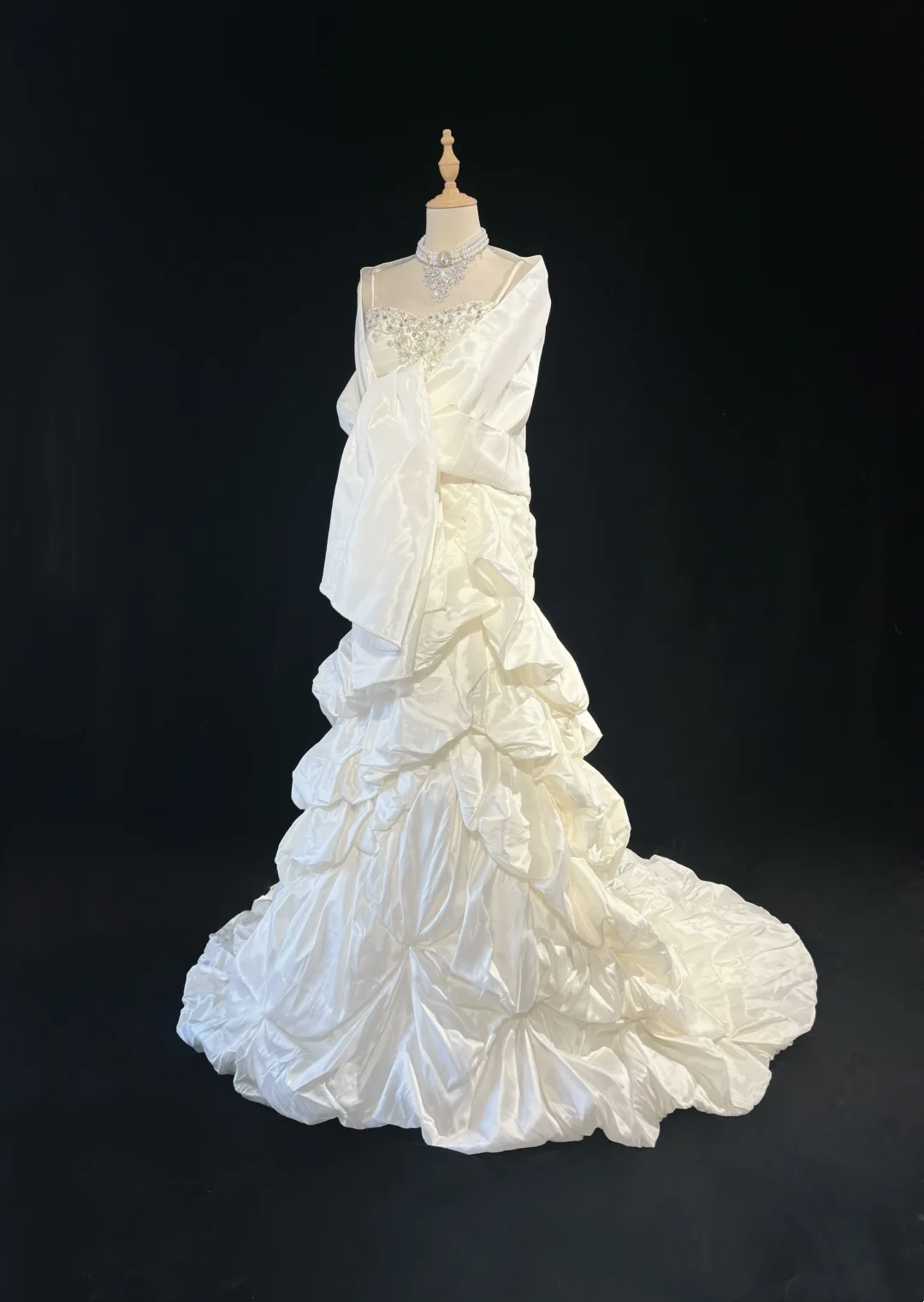 Vintage Wedding Dress 1950s 1940s Mermaid Spaghetti Straps Layers Ruffles White Satin Long Wedding Dresses Bridal Gowns Brides Gown DH523