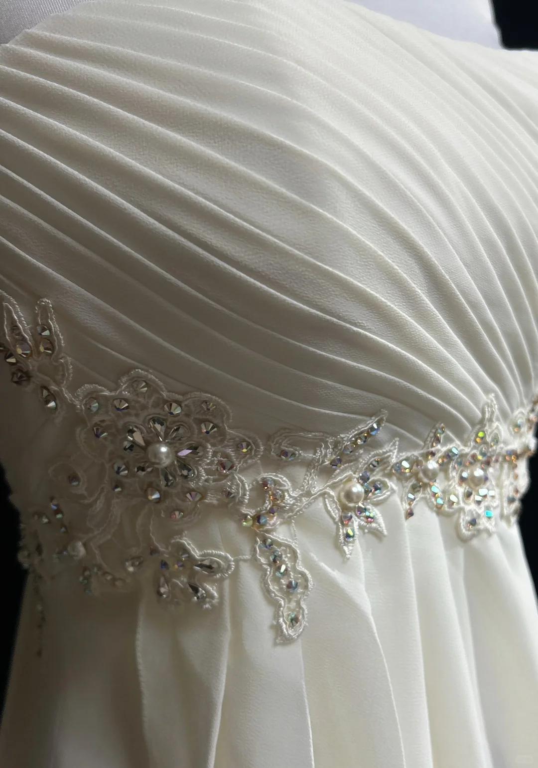 Vintage Wedding Dress A line Strapless Chiffon White Sleeveless Long Beach Wedding Dresses Bridal Gowns Brides Gown With Beads DH540