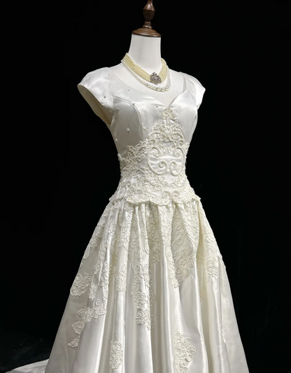 Vintage Wedding Dress 1950s 1940s Ball Gown V Neck Lace White Long Wedding Dresses Bridal Gowns Brides Gown DH541